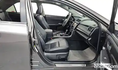 Toyota Camry 2015 2.5 Автомат в Москве № 215542, миниатюра 7