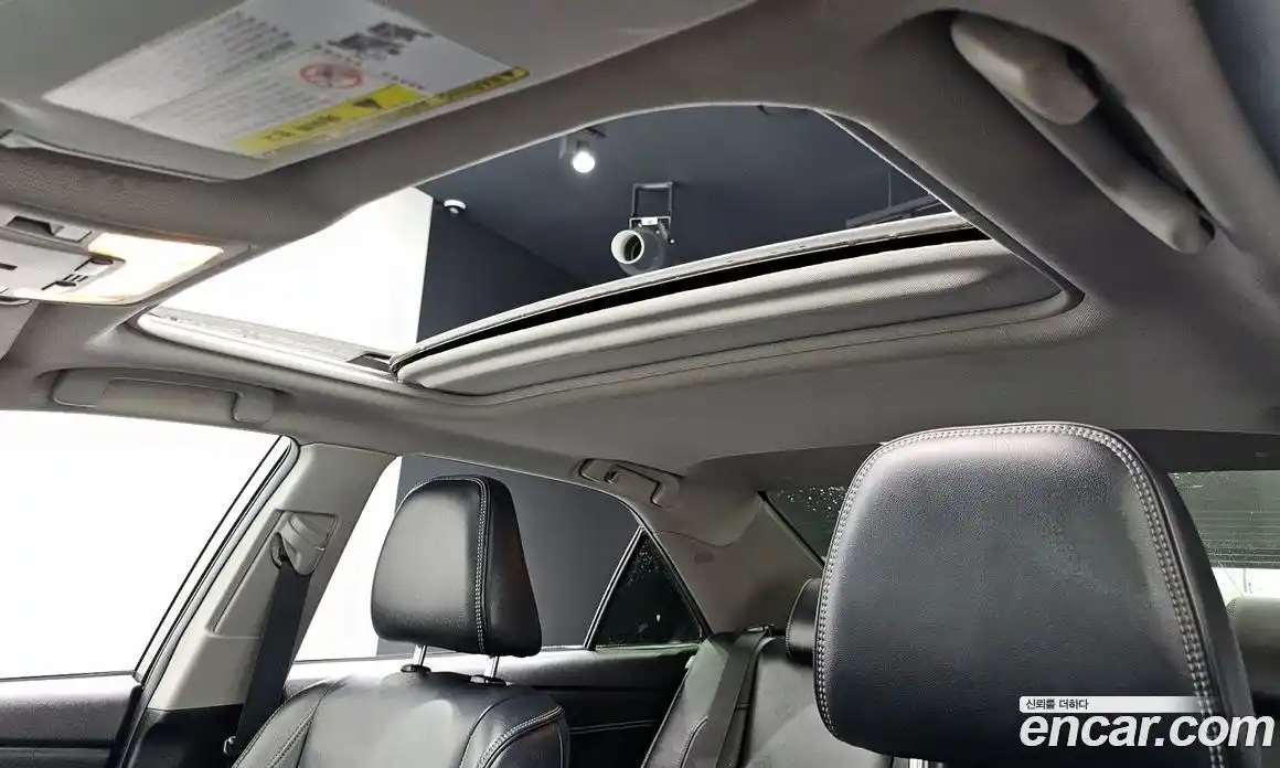 Toyota Camry 2015 2.5 Автомат в Москве № 215542, фото 9