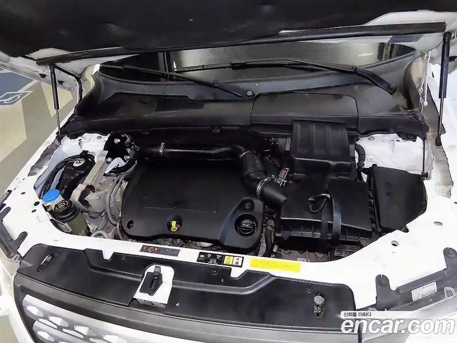 Land Rover Freelander 2012 2.2 Автомат в Москве № 217256, фото 18