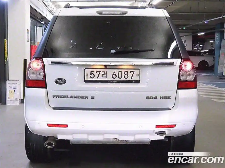 Land Rover Freelander 2012 2.2 Автомат в Москве № 217256, фото 5