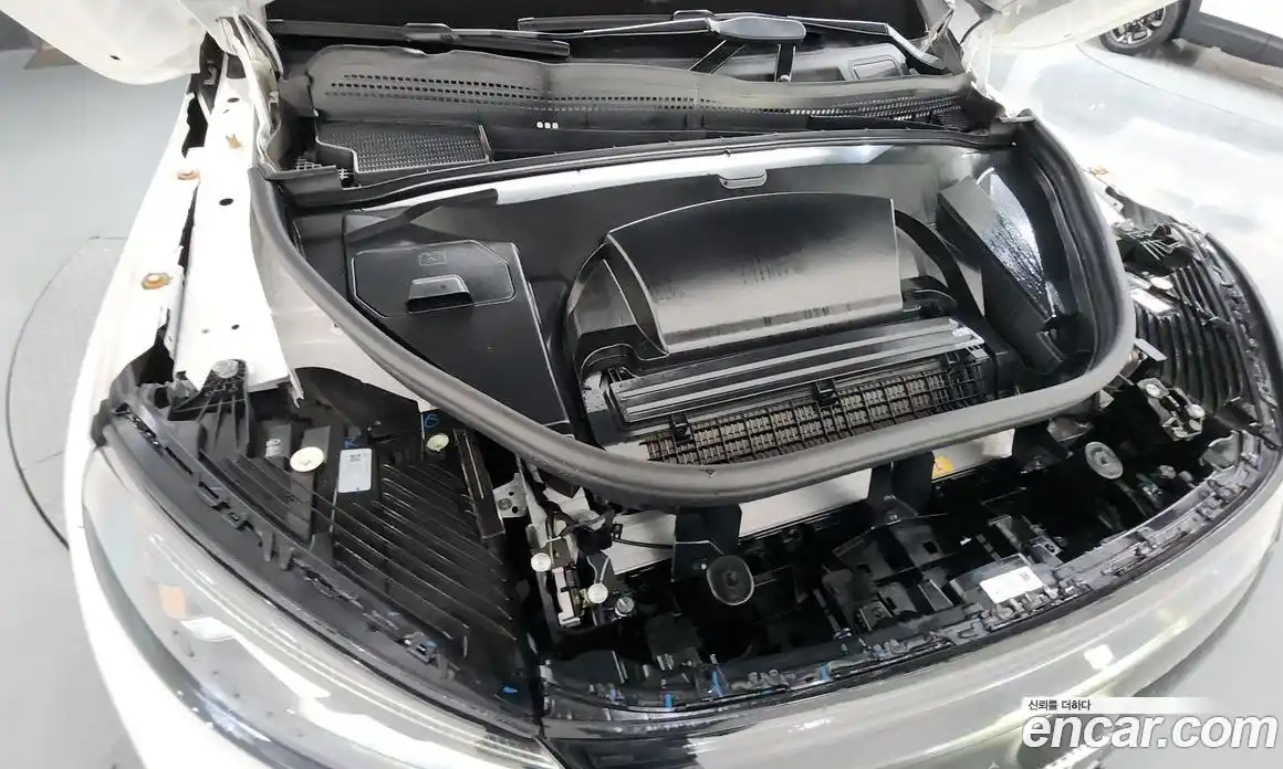 Mercedes-Benz EQE 2023 0.3 Автомат в Москве № 221016, фото 6