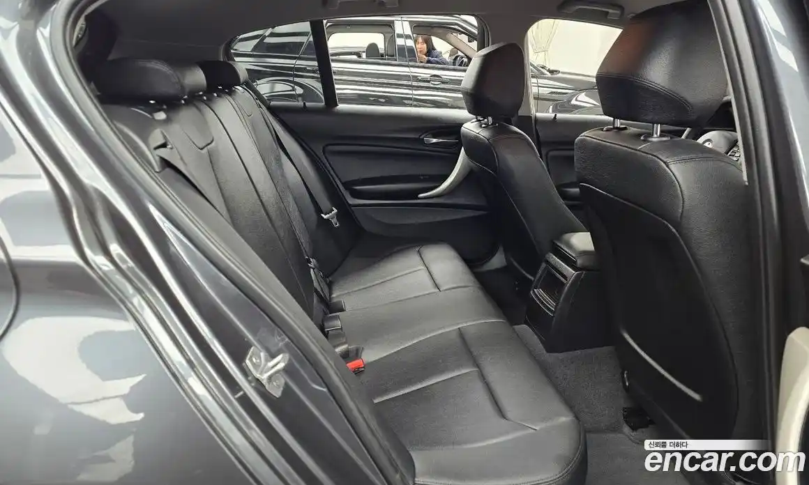 BMW 1-Series 2018 2.0 Автомат в Москве № 228978, фото 12