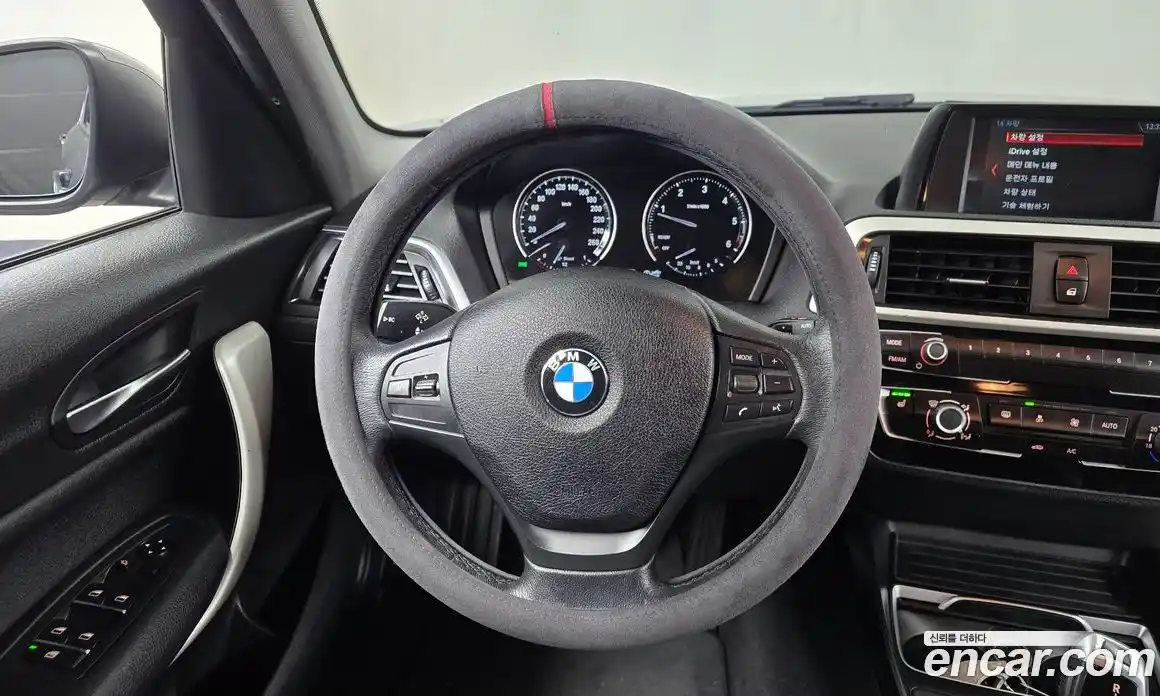 BMW 1-Series 2018 2.0 Автомат в Москве № 228978, фото 13