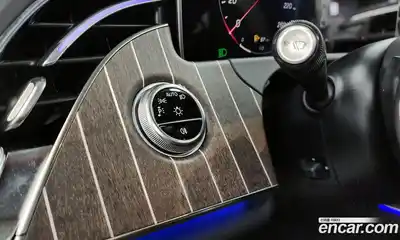 Mercedes-Benz E-Class 2025 2.0 Автомат в Москве № 229445, миниатюра 5