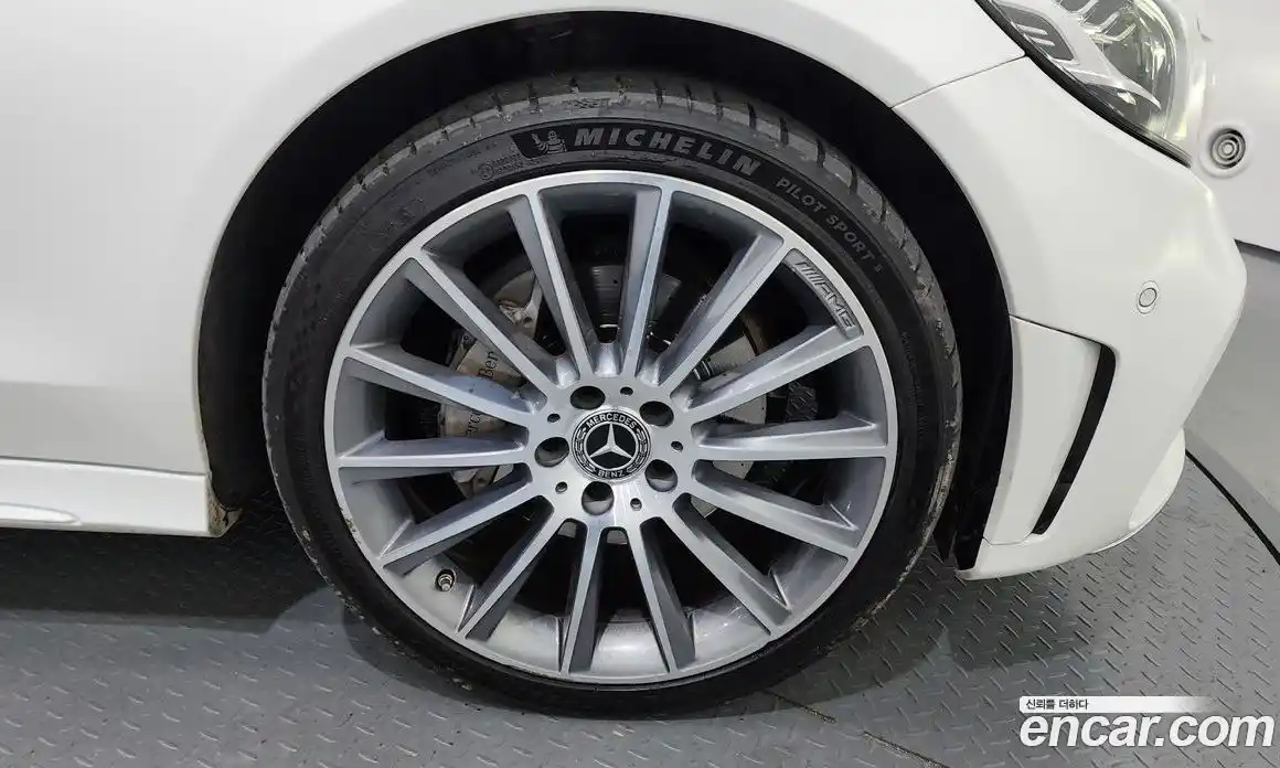 Mercedes-Benz C-Class 2019 1.9 Автомат в Москве № 229620, фото 4