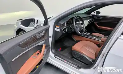 Audi A6 2023 2.0 Автомат в Москве № 229859, миниатюра 11