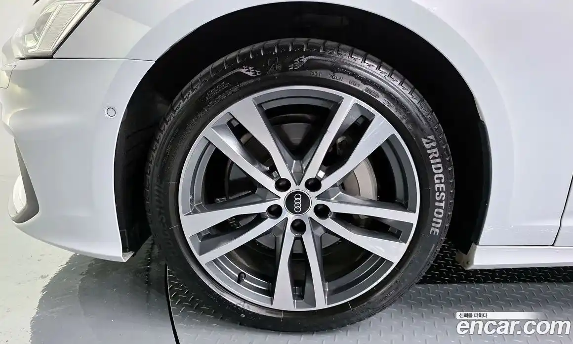 Audi A6 2023 2.0 Автомат в Москве № 229859, фото 5