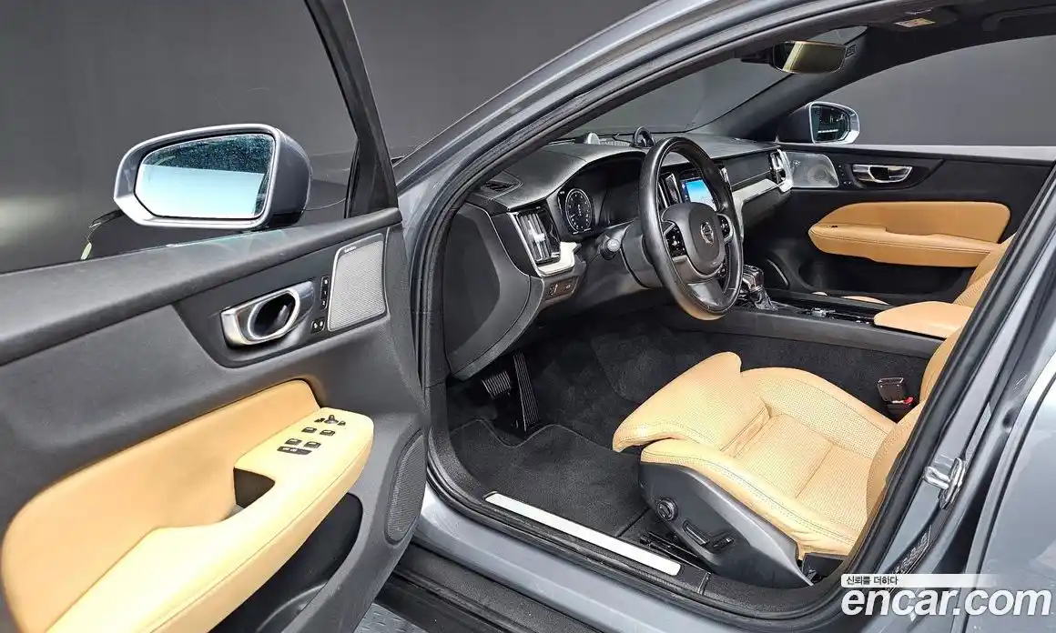 Volvo V60 2020 2.0 Автомат в Москве № 230623, фото 11