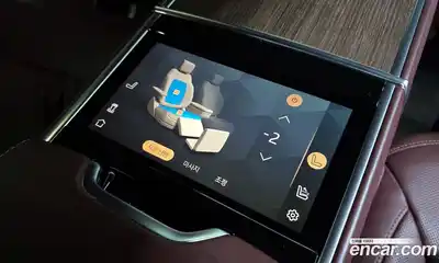 Land Rover Range-Rover 2024 4.4 Автомат в Москве № 231213, миниатюра 12