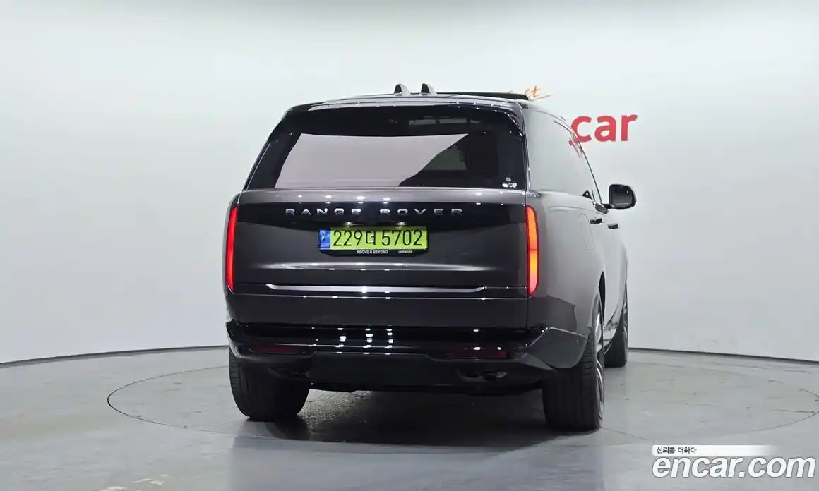 Land Rover Range-Rover 2024 4.4 Автомат в Москве № 231213, фото 20