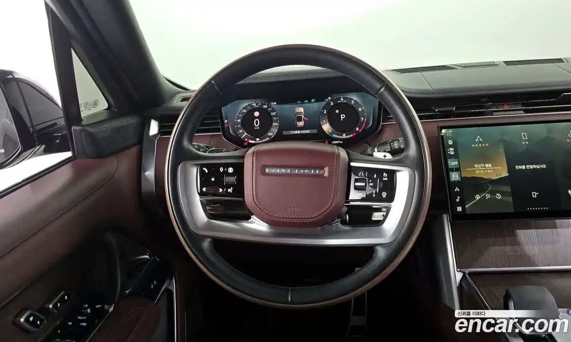 Land Rover Range-Rover 2024 4.4 Автомат в Москве № 231213, фото 4