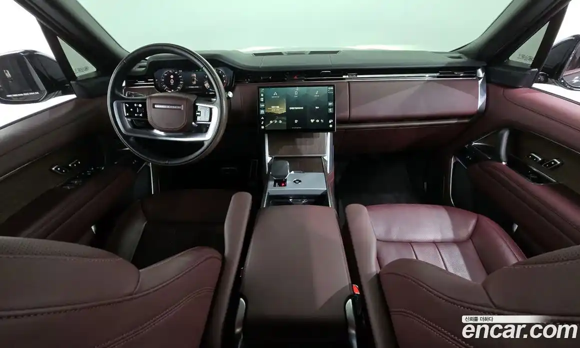 Land Rover Range-Rover 2024 4.4 Автомат в Москве № 231213, фото 8