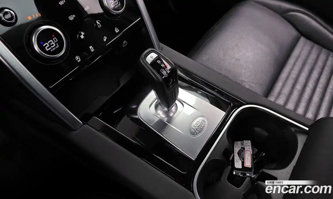 Land Rover Discovery Sport 2021 2.0 Автомат в Москве № 231217, фото 7