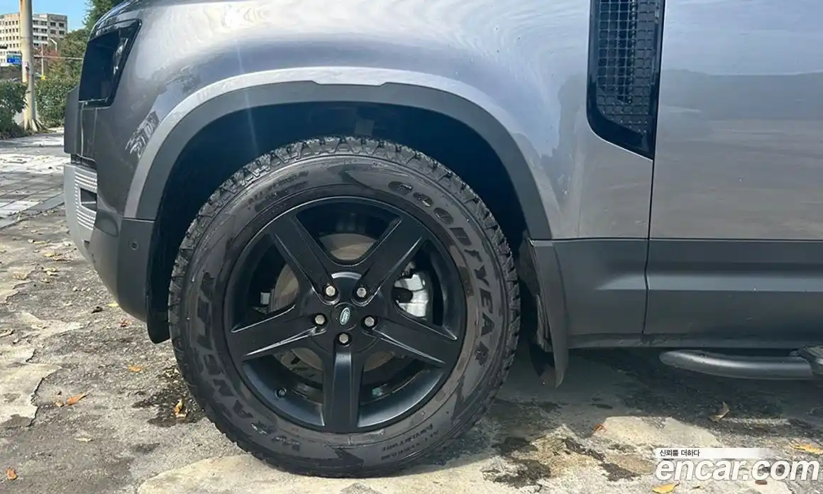 Land Rover Defender 2023 3.0 Автомат в Москве № 231309, фото 19