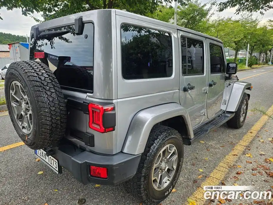 Jeep Wrangler 2015 2.8 Автомат в Москве № 232773, фото 6