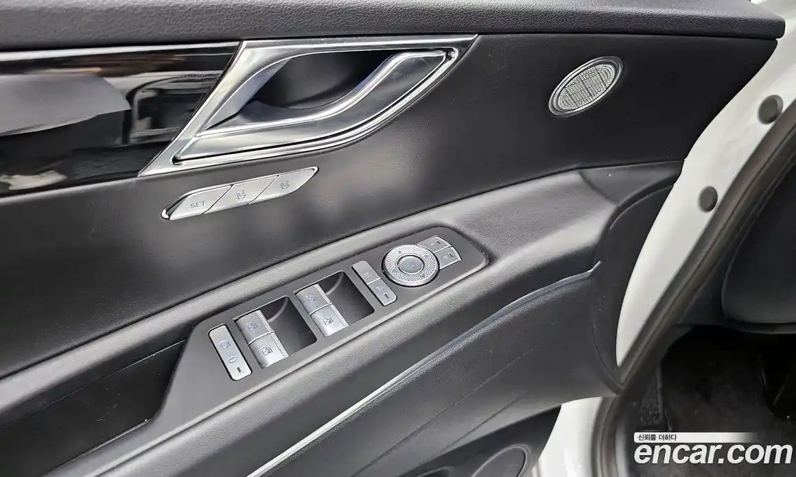 Genesis GV80 2023 2.5 Автомат в Москве № 23634, фото 17