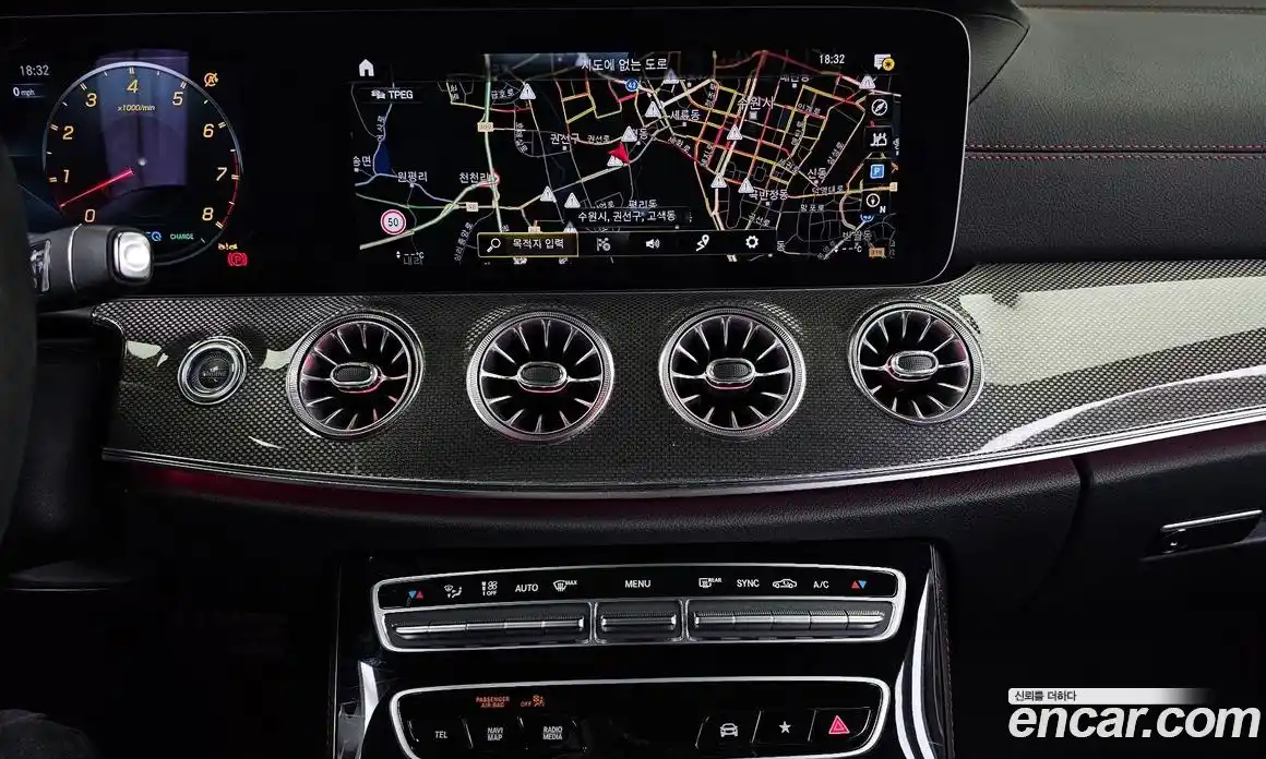 Mercedes-Benz E-Class 2023 3.0 Автомат в Москве № 239545, фото 10