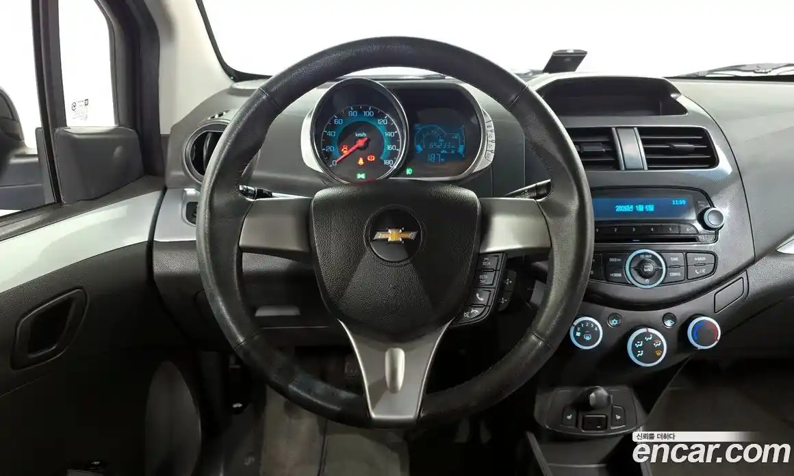 Chevrolet Spark 2014 1.0 Механическая в Москве № 23956, фото 13