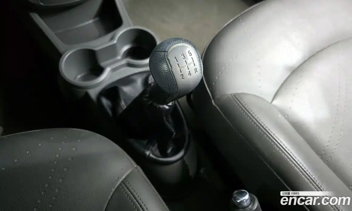 Chevrolet Spark 2014 1.0 Механическая в Москве № 23956, фото 9