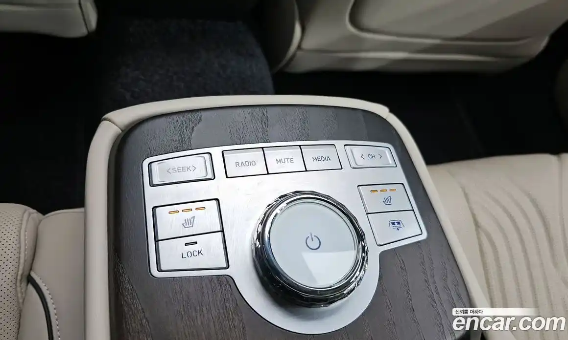 Genesis G80 2024 3.5 Автомат в Москве № 24325, фото 17