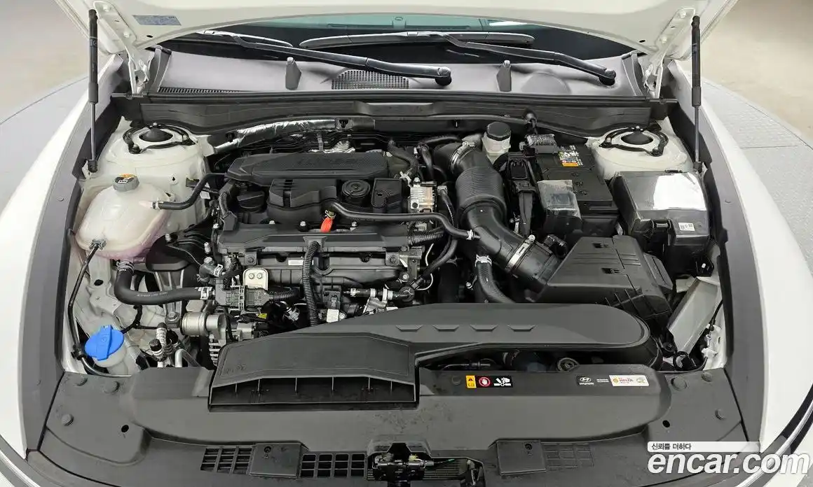 Hyundai Sonata 2025 1.6 Автомат в Москве № 243372, фото 17