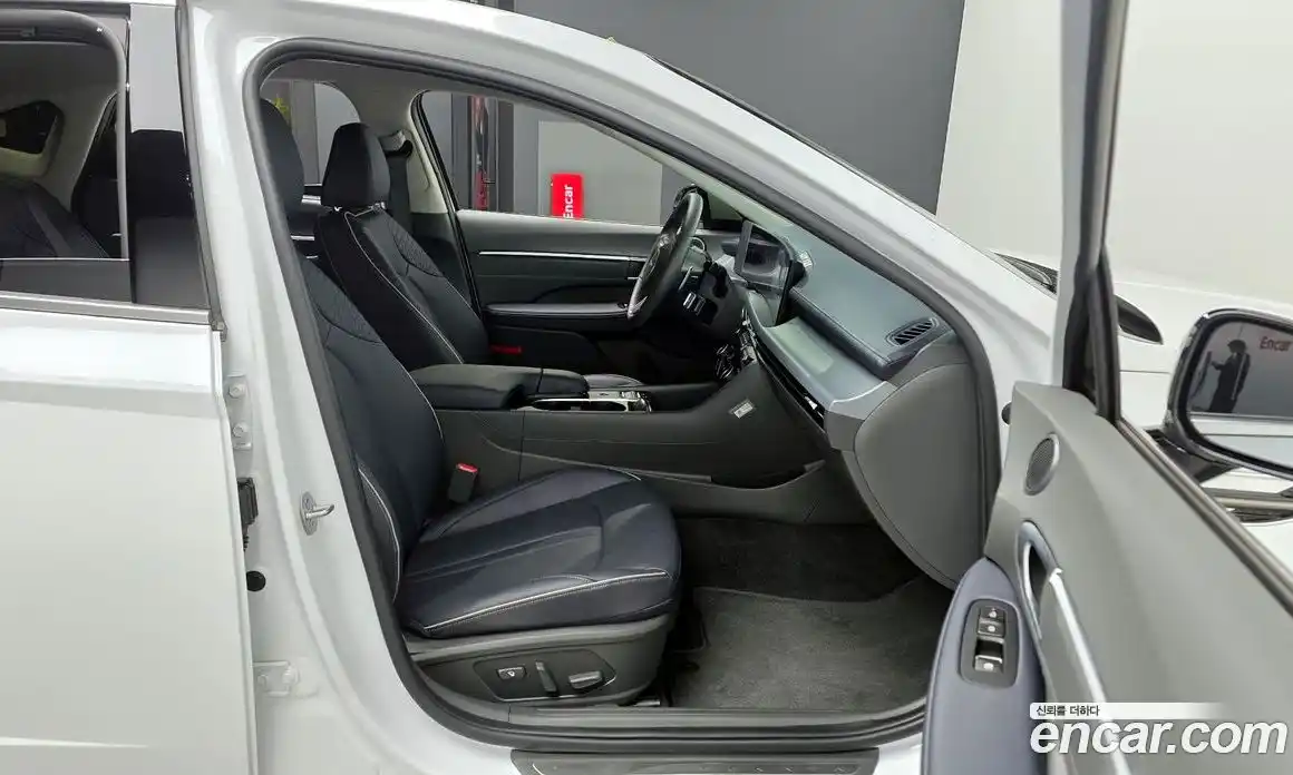 Hyundai Sonata 2025 1.6 Автомат в Москве № 243372, фото 19