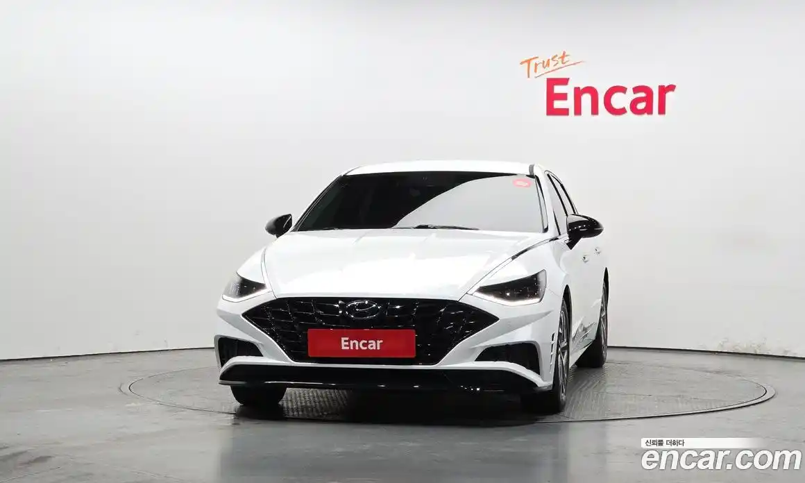 Hyundai Sonata 2022 1.6 Автомат в Москве № 244560, фото 16