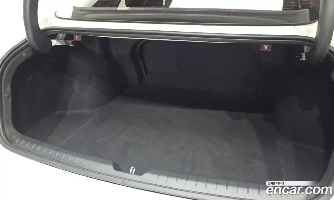 Hyundai Sonata 2022 1.6 Автомат в Москве № 244560, фото 17