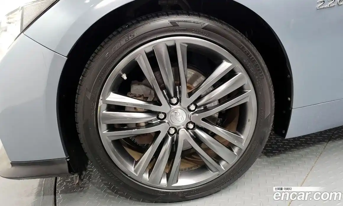 Infiniti Q50 2014 2.1 Автомат в Москве № 248913, фото 6