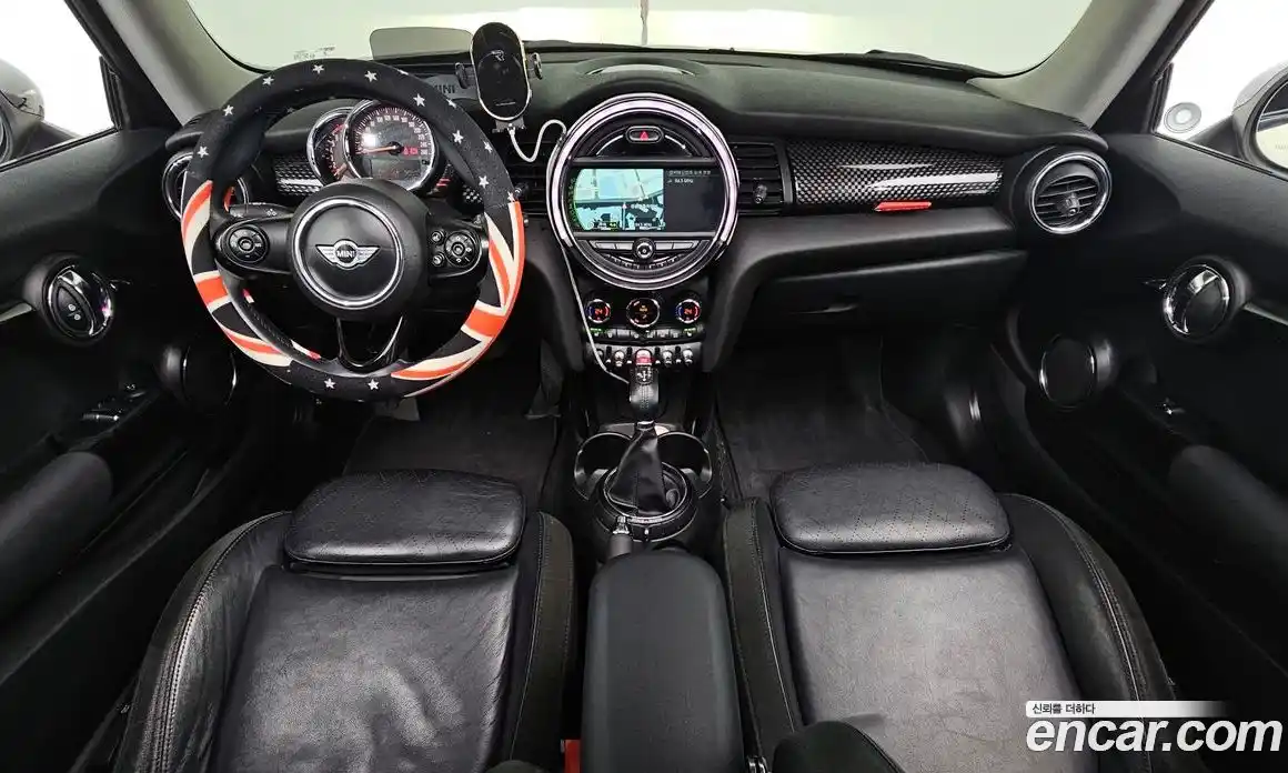 Mini Cooper 2015 2.0 Автомат в Москве № 253460, фото 1