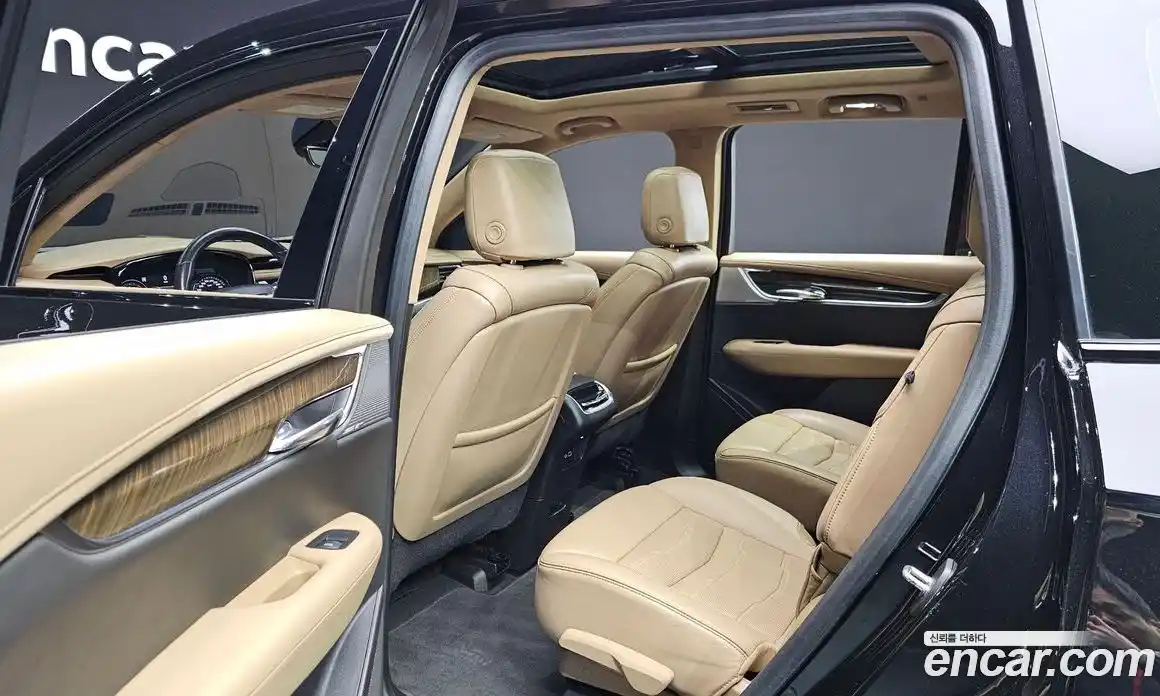 Cadillac XT6 2022 3.6 Автомат в Москве № 256453, фото 12