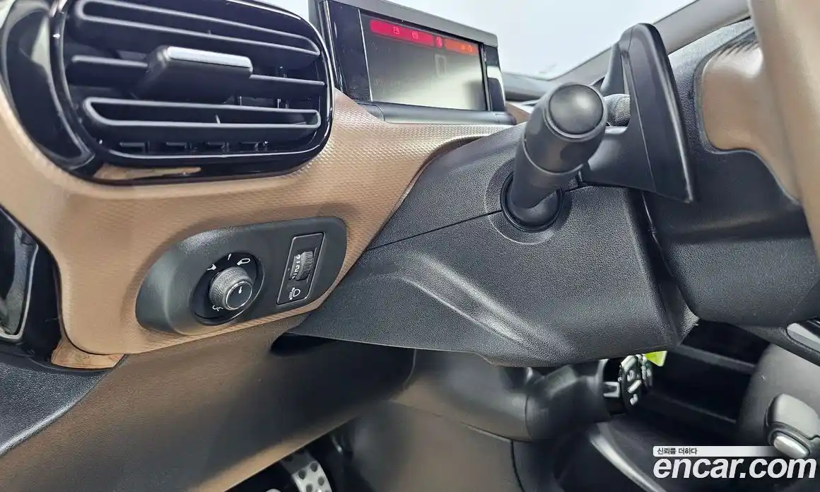 Citroen C4 Cactus 2017 1.6 Автомат в Москве № 256813, фото 15