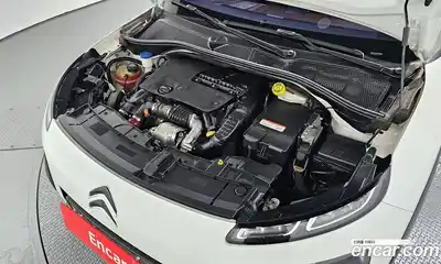 Citroen C4 Cactus 2017 1.6 Автомат в Москве № 256813, миниатюра 6