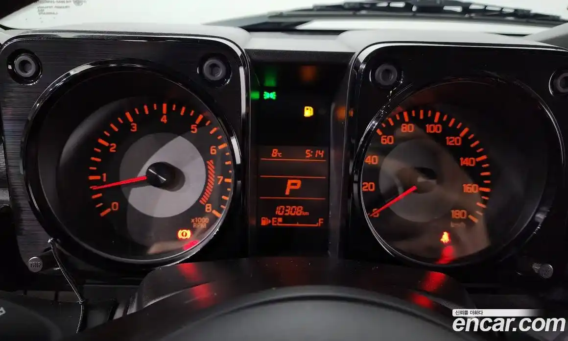 Suzuki Jimny 2021 1.5 Автомат в Москве № 257686, фото 8