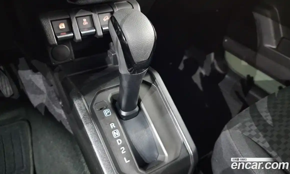 Suzuki Jimny 2021 1.5 Автомат в Москве № 257686, фото 9