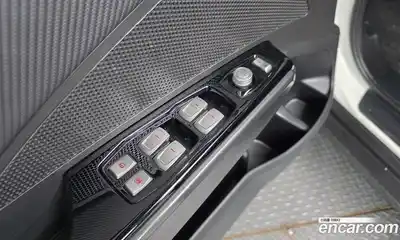 SsangYong TIBOLI 2017 1.6 Автомат в Москве № 261008, миниатюра 12