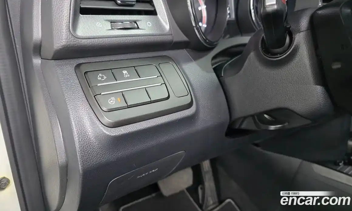 SsangYong TIBOLI 2017 1.6 Автомат в Москве № 261008, фото 13