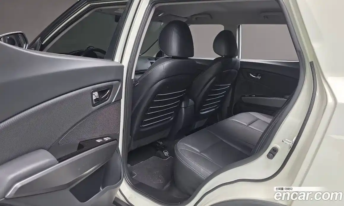 SsangYong TIBOLI 2017 1.6 Автомат в Москве № 261008, фото 17