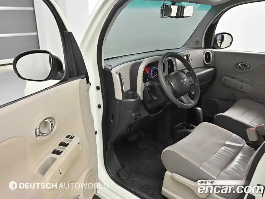 Nissan Cube 2011 1.8 Автомат в Москве № 267464, фото 11