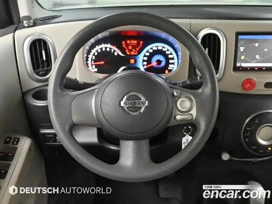 Nissan Cube 2011 1.8 Автомат в Москве № 267464, фото 13