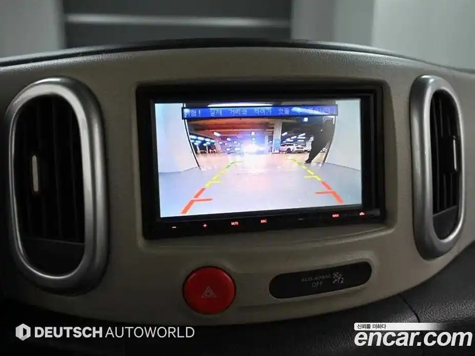 Nissan Cube 2011 1.8 Автомат в Москве № 267464, фото 15