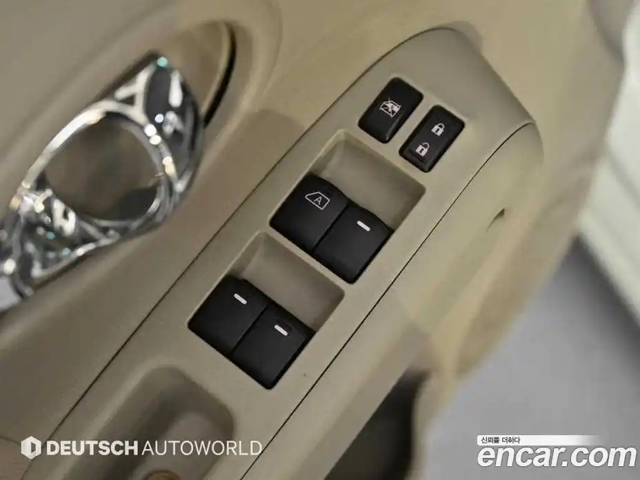 Nissan Cube 2011 1.8 Автомат в Москве № 267464, фото 19