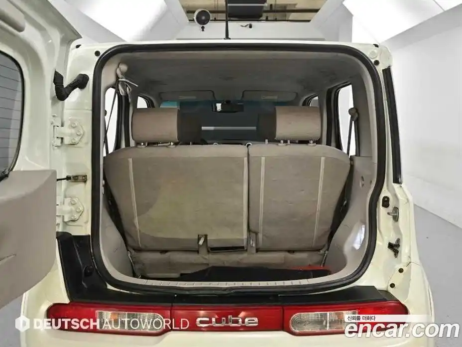 Nissan Cube 2011 1.8 Автомат в Москве № 267464, фото 20