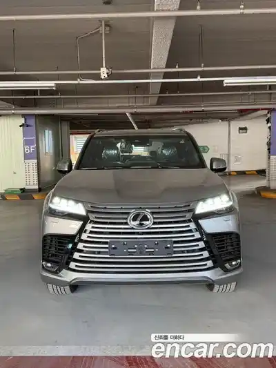Lexus LX 2025 3.4 Автомат в Москве № 275277, миниатюра 3