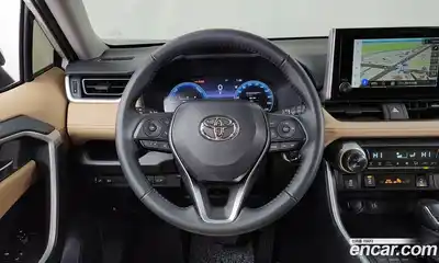 Toyota RAV4 2024 2.5 Автомат в Москве № 279256, миниатюра 12