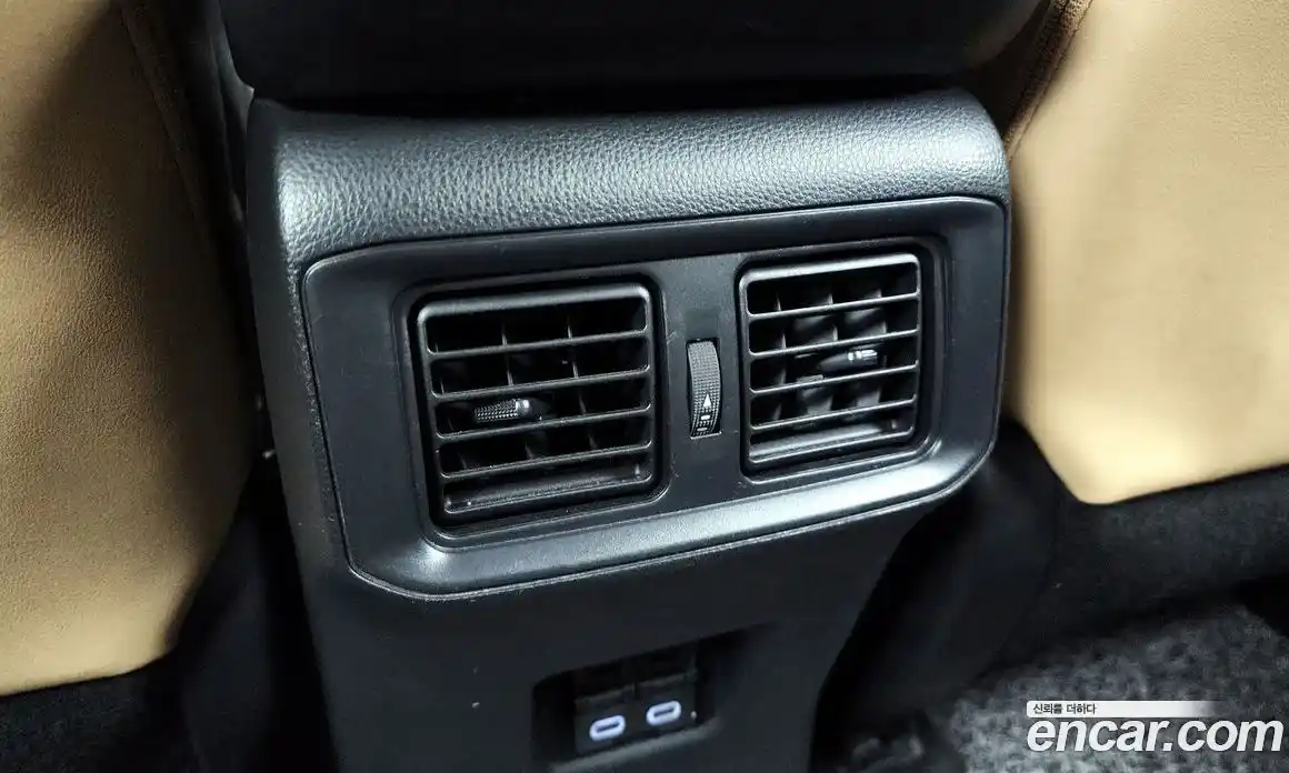 Toyota RAV4 2024 2.5 Автомат в Москве № 279256, фото 18