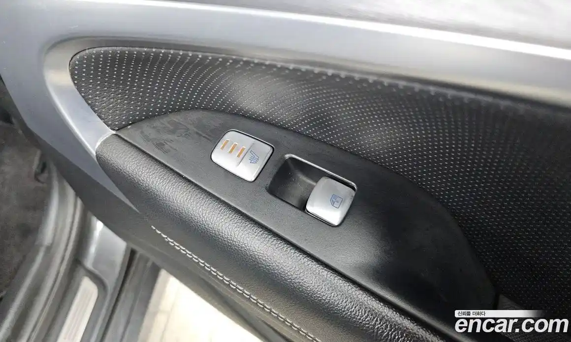 Genesis G70 2020 2.0 Автомат в Москве № 27989, фото 17