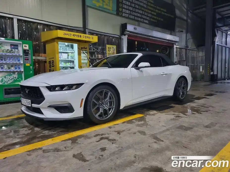 Ford Mustang 2025 2.3 Автомат в Москве № 281707, фото 1