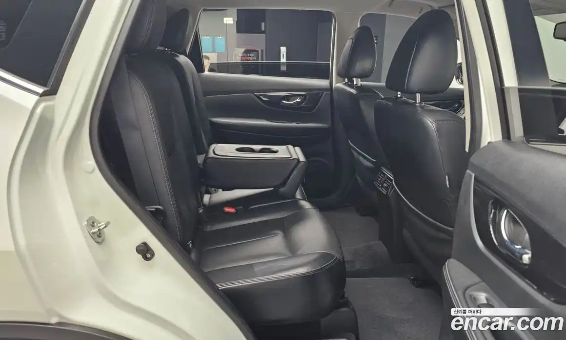 Nissan X-Trail 2018 2.5 Автомат в Москве № 284886, фото 8