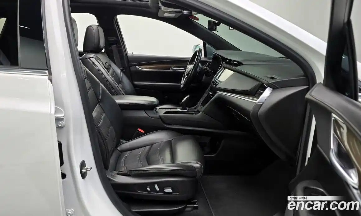 Cadillac XT5 2019 3.6 Автомат в Москве № 285577, фото 13